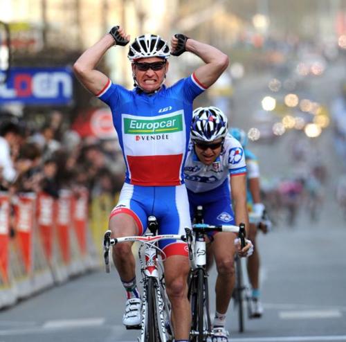 tumblr_lhsytxNe621qbxnpgo1_500