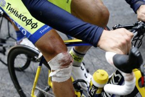 alberto-contador-victime-d-une-chute-s-est-fracture-le-tibia