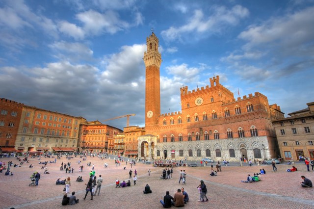 siena-piazza-del-campo