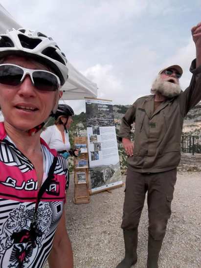 86729994_10216912488946322_8003691806866800640_n